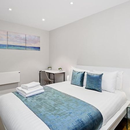 Spacious 1 Bedroom Flat Londres Exterior foto