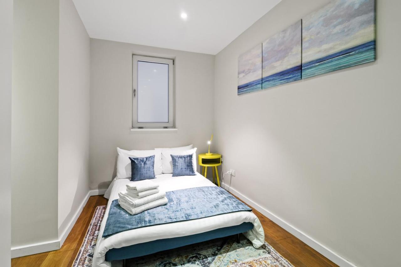 Spacious 1 Bedroom Flat Londres Exterior foto