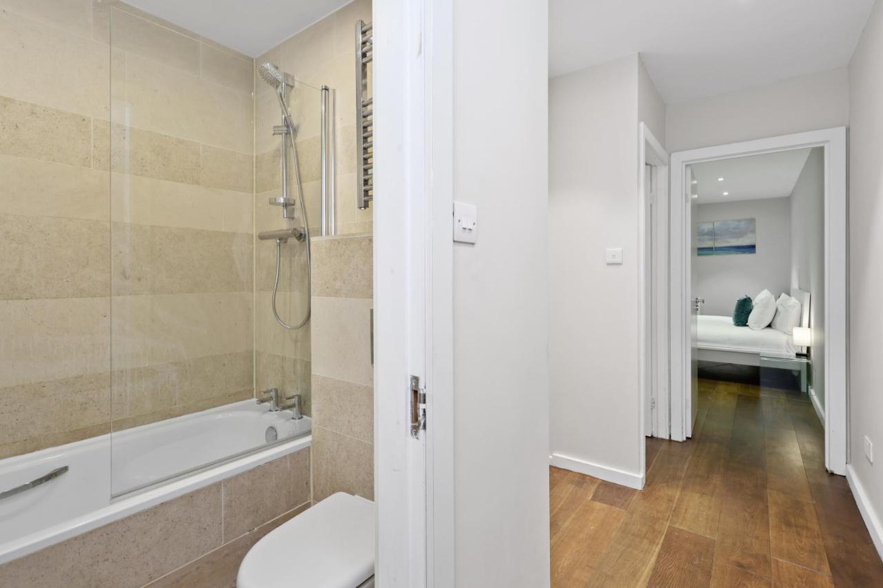 Spacious 1 Bedroom Flat Londres Exterior foto