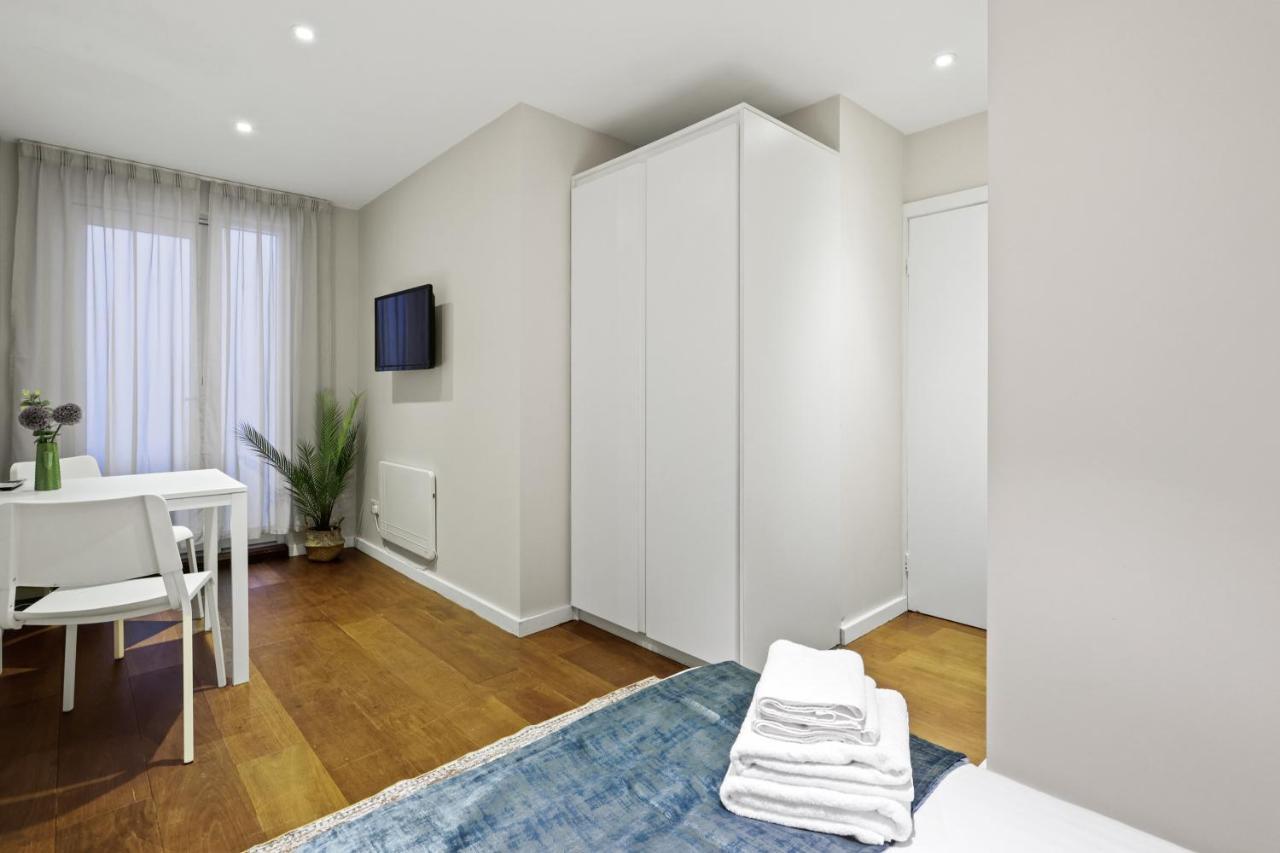 Spacious 1 Bedroom Flat Londres Exterior foto